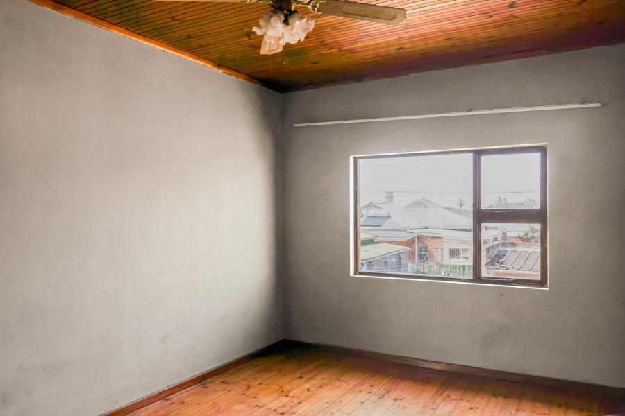 2 Bedroom Property for Sale in Quigney Eastern Cape